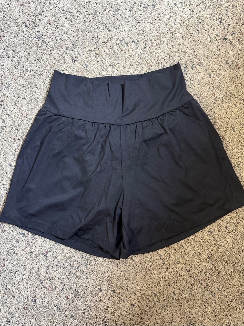 Halara Women’s Black High-Waist 2-in-1 Athletic Yoga Shorts Sz L